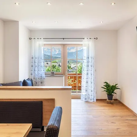 Vrenal Apartment