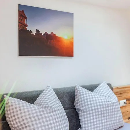 Vrenal Apartment